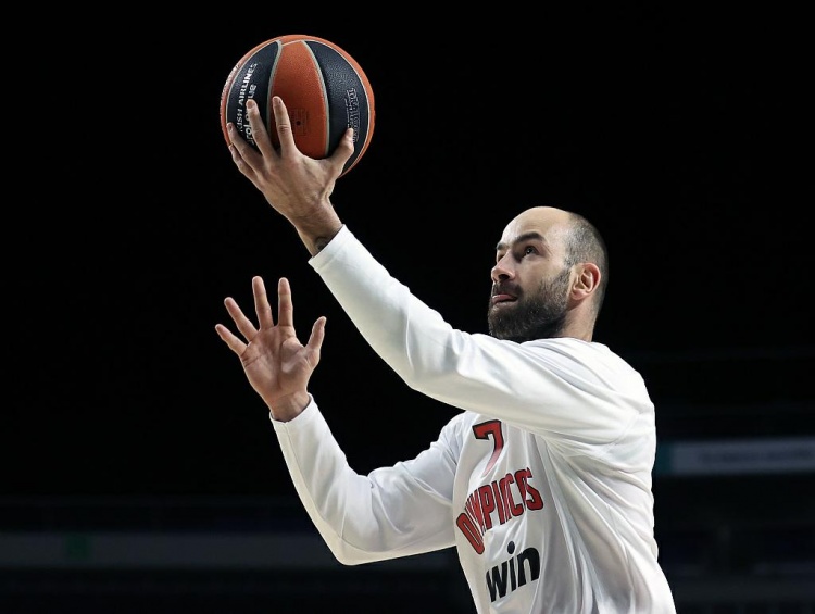 Vassilis Spanoulis宣布退役，結束21年職業生涯，外號是歐洲Kobe！