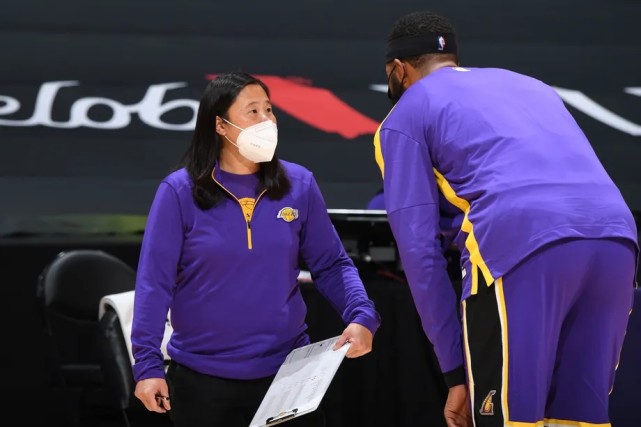 湖人離隊第一人!奪冠功臣確定無緣續約,她曾深受Kobe信任!-黑特籃球-NBA新聞影音圖片分享社區