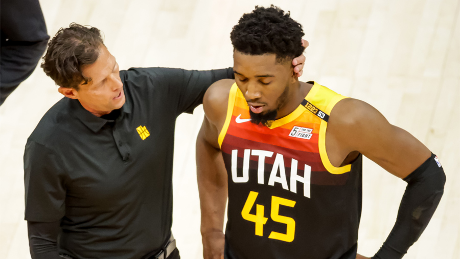 Quin Snyder Motivates Donovan Mitchell During Timeout While Mic&#39;d Up - KSL Sports