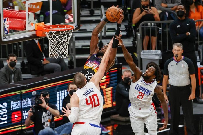 Suns&#39; Deandre Ayton dunks to beat buzzer vs. Clippers for 2-0 series lead - The Athletic