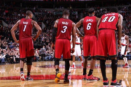 韋德Bosh揭秘熱火三巨頭始末!三人密謀各隊利弊權衡,僅熱火佔據優勢!-黑特籃球-NBA新聞影音圖片分享社區