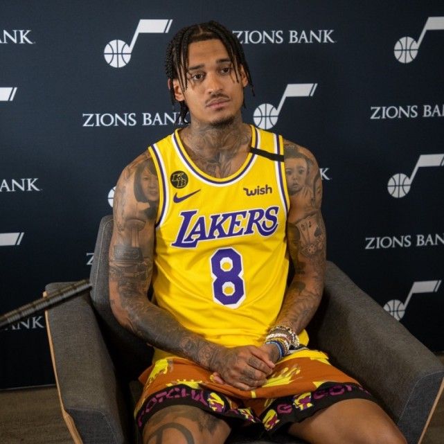 官宣!Conley因腿筋傷勢缺席G1,Clarkson穿老大8號球衣宣戰快艇!-黑特籃球-NBA新聞影音圖片分享社區