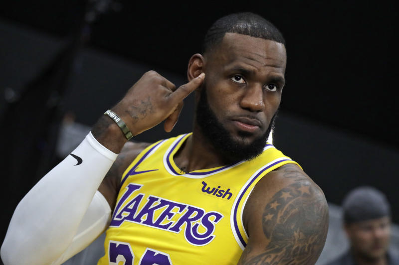 “lebron james”的图片搜索结果