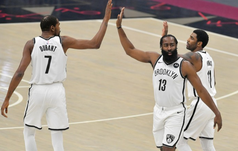 季後賽場均36分鐘，哈登加盟籃網第一年，交出了怎樣的答卷？-黑特籃球-NBA新聞影音圖片分享社區