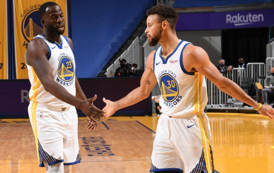 說我進攻不行?追夢格林回應質疑:如果我能助Curry完成投籃,那我為什麼要投籃?-黑特籃球-NBA新聞影音圖片分享社區