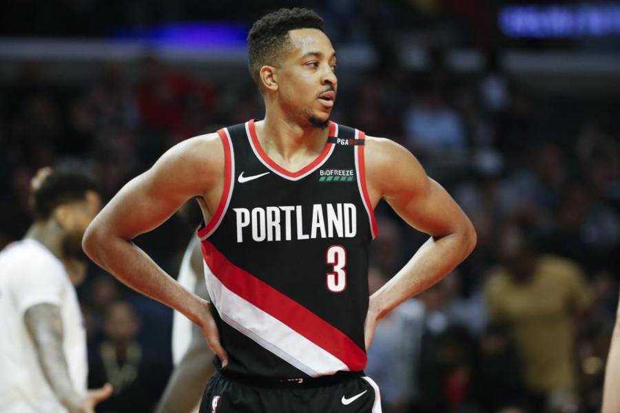 CJ McCollum Continues To Grow Into Trail Blazers&#39; Share-The-Ball Style