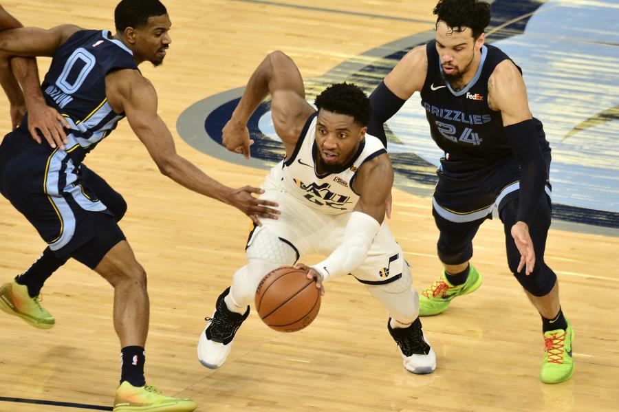 Mitchell scores 30, Jazz beat Memphis 120-113 to go up 3-1 | Star Tribune