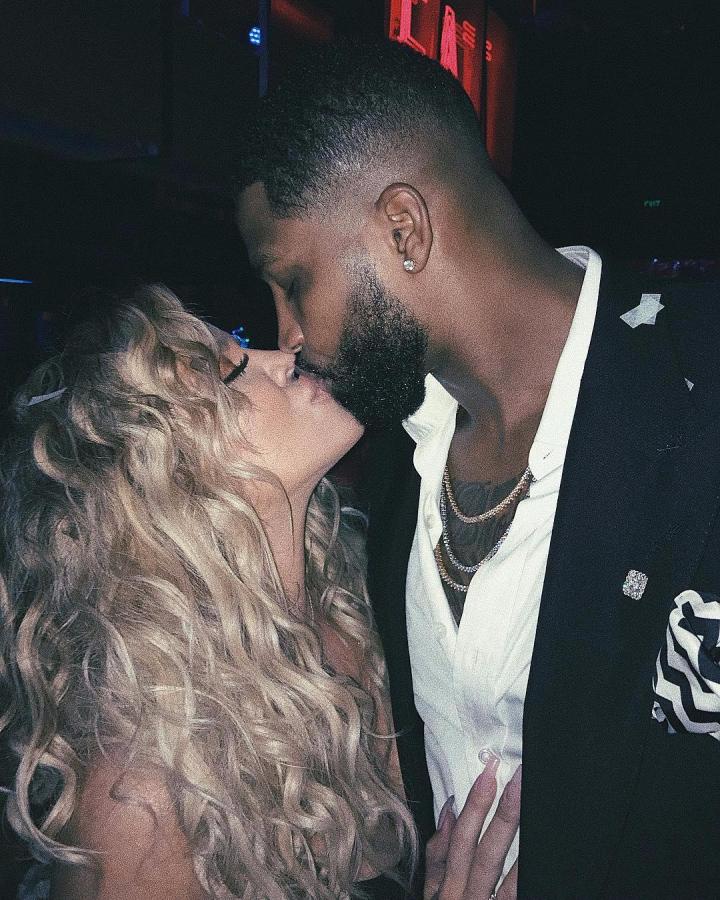 Pregnant Khloe Kardashian confesses she finds it hard to have sex in her third trimester