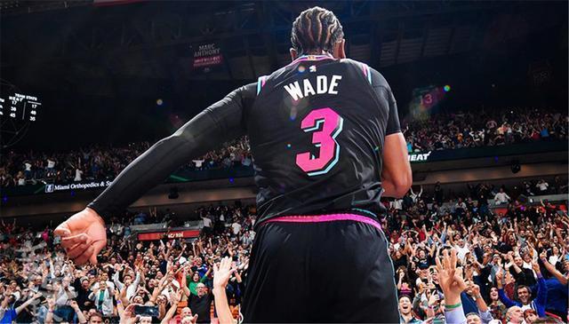 盤點NBA巨星最後一季薪水:戰神僅16萬,Jordan 103萬,唯獨他2500萬!-黑特籃球-NBA新聞影音圖片分享社區