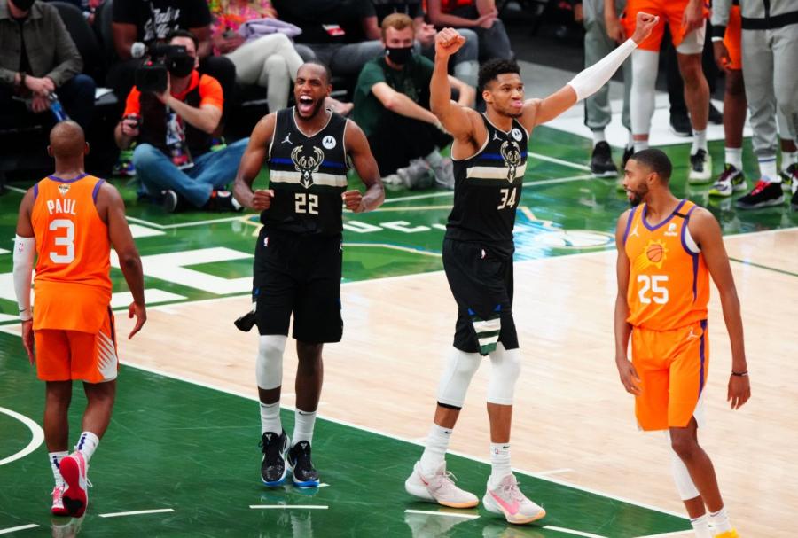 There Was No Give Up&#39;: Khris Middleton Reflects on Relationship With Giannis Antetokounmpo After Winning 2021 NBA Title - EssentiallySports