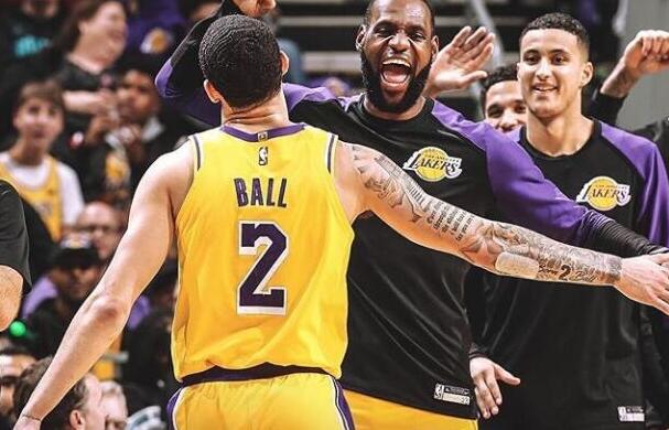 索要上億合同留著有何用？美媒為湖人列五大Schroder替身：羅斯僅倒數第二！-黑特籃球-NBA新聞影音圖片分享社區