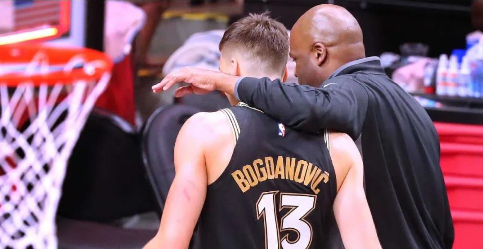 5年3億!4年5600萬!3年7050萬!老鷹「麻煩」大了…-黑特籃球-NBA新聞影音圖片分享社區