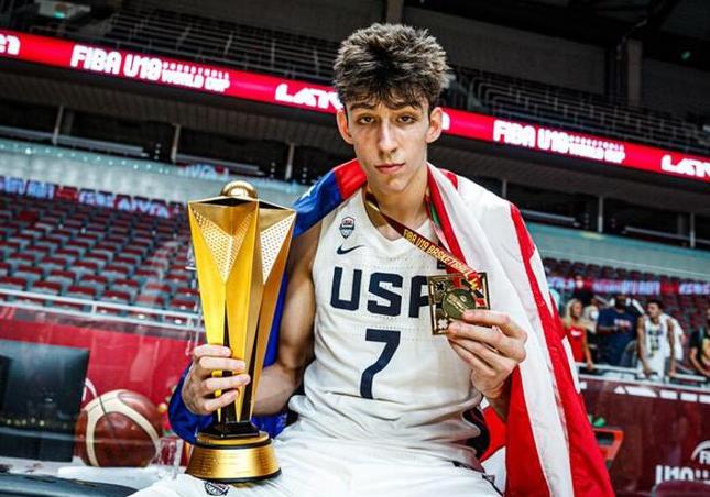 身高2米16,臂展2米33!率隊奪世界盃冠軍,天才中鋒預定明年NBA狀元?-黑特籃球-NBA新聞影音圖片分享社區