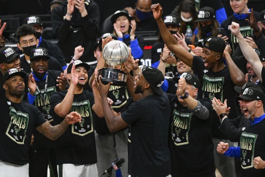 Bucks beat Hawks in Game 6 for first NBA Finals trip since 1974 - UPI.com