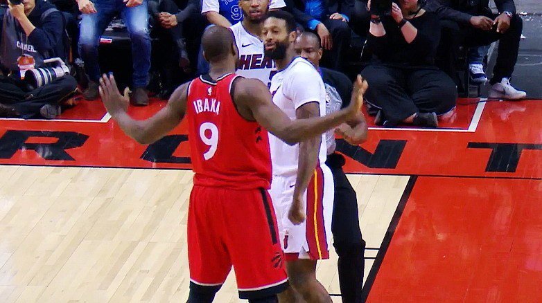 NBA中的幹架高手：巴克利能掀翻大鯊魚，一人讓Ibaka不敢還手！