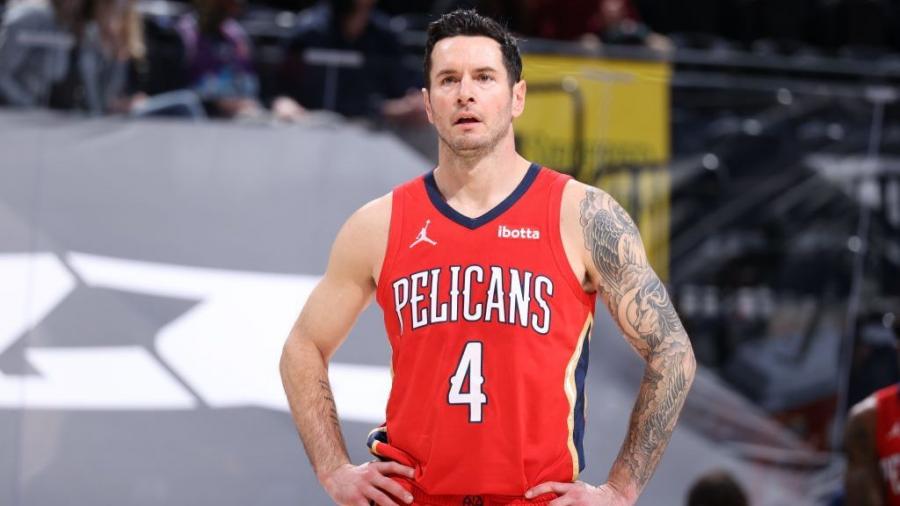 Report: Mavericks add sharpshooter J.J. Redick in trade with Pelicans