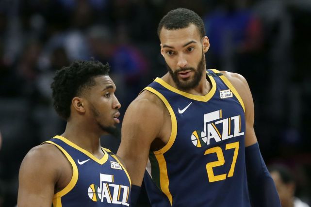 NBA官方休賽期西區實力榜:太陽力壓湖人居首,勇士第七!-黑特籃球-NBA新聞影音圖片分享社區