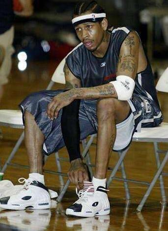 普通人也能打NBA?看了1米83戰神的恐怖天賦,你就不會這樣想了!-黑特籃球-NBA新聞影音圖片分享社區