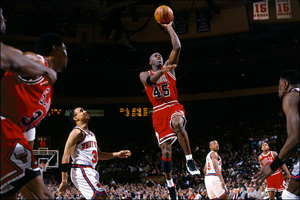 Left-handed Michael Jordan