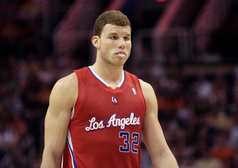 09屆球星的第一份續約合同:萌神四年4400萬白菜價,那麼哈登和幹籃哥呢?-黑特籃球-NBA新聞影音圖片分享社區