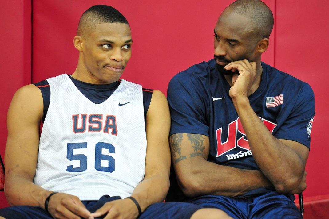 威少:在湖人球館只要一抬頭就能看到Kobe的8號和24號球衣,接下來我會為他而戰!-黑特籃球-NBA新聞影音圖片分享社區