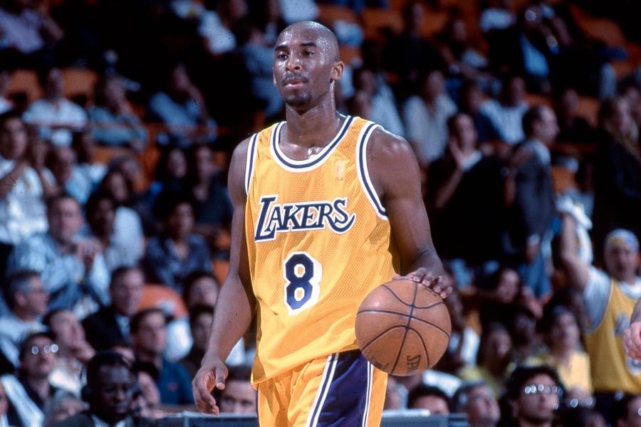 Kobe Bryant rookie jersey could break records at auction