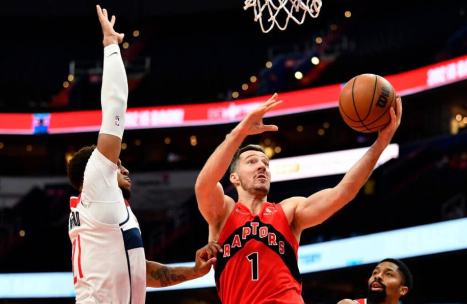 【影片】寶刀不老！22分鐘16分+三分5中4，35歲的他還能打，難怪東契奇總說佩服他！-黑特籃球-NBA新聞影音圖片分享社區