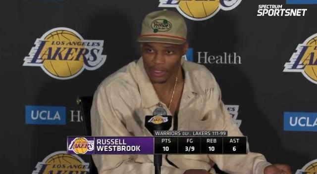 3戰20次失誤！湖人5連敗威少低頭沮喪一幕曝光：球隊的磨合期真難！-黑特籃球-NBA新聞影音圖片分享社區