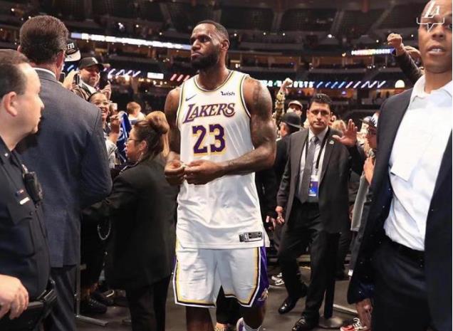 NBA揭幕戰5大得分王,老詹481分領跑,喬丹14次太無解-黑特籃球-NBA新聞影音圖片分享社區