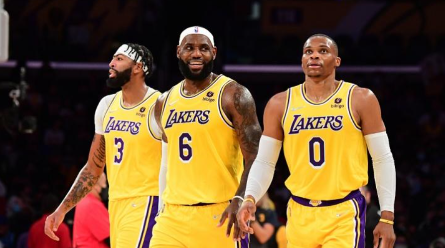 試探結束!Vogel調整先發陣容:Bradley被重用,湖人防守最強五人組誕生!-黑特籃球-NBA新聞影音圖片分享社區