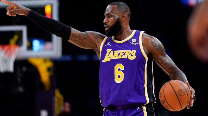 湖人官宣最新傷情!詹姆斯出戰成疑,一眉哥大概率出戰,3天兩戰火箭!-黑特籃球-NBA新聞影音圖片分享社區