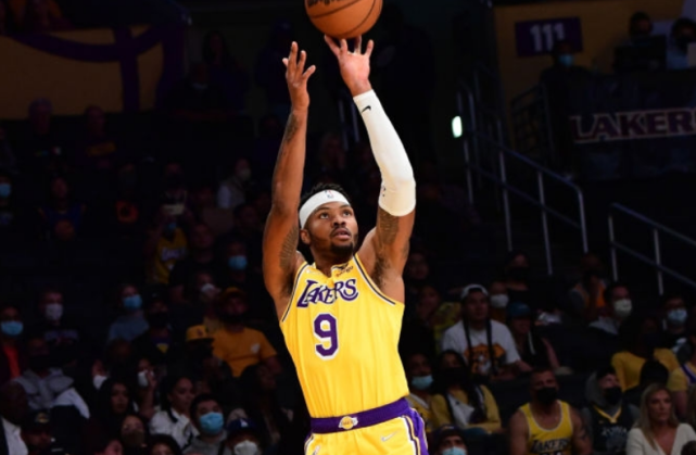 名記解析湖人新輪換!第四核心已確立,Bradley將搶一人時間?-黑特籃球-NBA新聞影音圖片分享社區