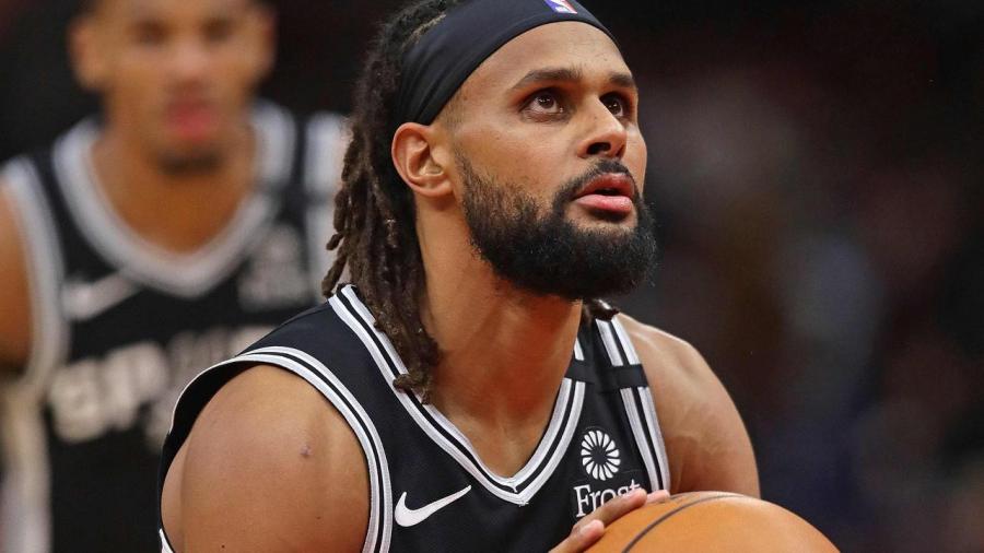 Basketball news: Andrew Gaze puts Patty Mills on pedestal alongside Luc Longley | Herald Sun