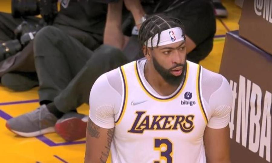 破案了,搶下籃板,安東尼到底罵了什麼?為何轉播方要靜音3秒?-黑特籃球-NBA新聞影音圖片分享社區