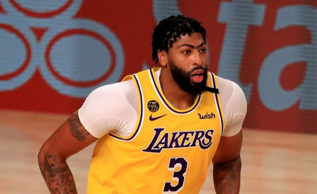 熱身賽慘遭五連敗，沃格爾表示一眉哥打中鋒沒好處，一眉哥表示反對！-黑特籃球-NBA新聞影音圖片分享社區