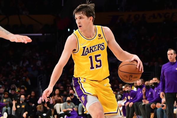 又帥又能打！落選秀受到詹姆斯大聲稱贊，湖人有了第二個庫茲馬？-黑特籃球-NBA新聞影音圖片分享社區