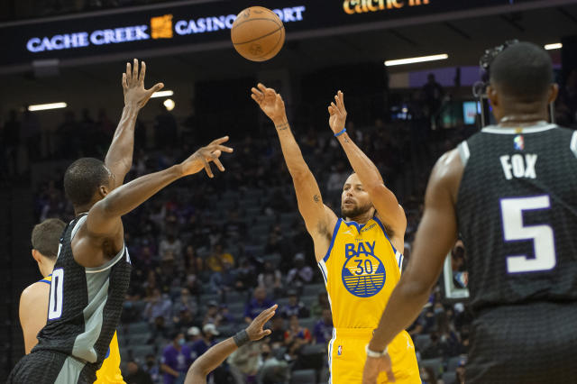 Stephen Curry reaches 5,000 assists, Warriors beat Kings