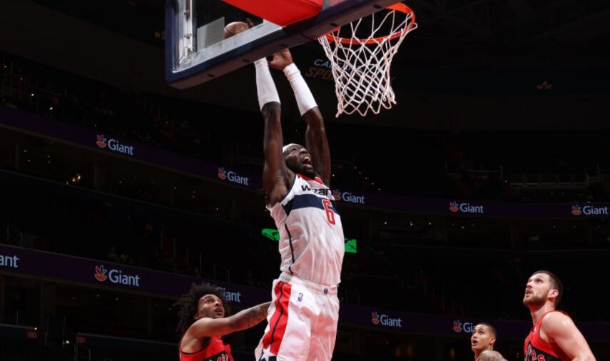 合砍56分12板!湖人三棄將爆發,巫師主帥激將法奏效,Beal低迷也不輸對手!(影)-黑特籃球-NBA新聞影音圖片分享社區