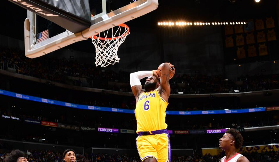 湖人四喜臨門!詹皇30+10又創神跡,甜瓜迎3大里程碑,不上頭的威少真香!(影)-黑特籃球-NBA新聞影音圖片分享社區