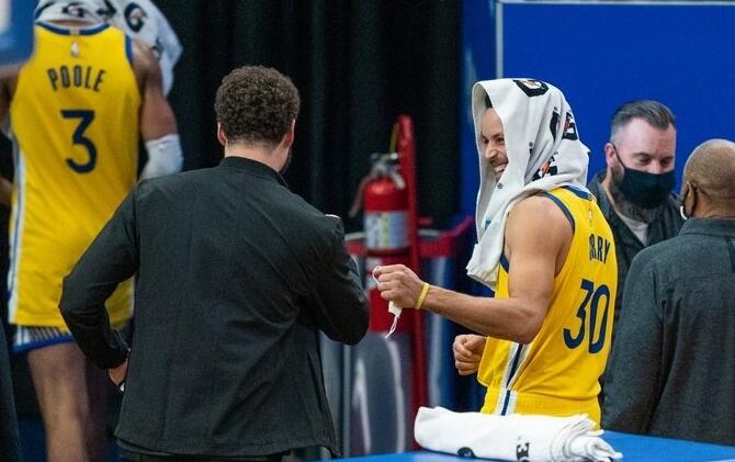 勇士好消息!K湯參加2V2對抗訓練,康復非常理想,復出時間也基本確定了!-黑特籃球-NBA新聞影音圖片分享社區