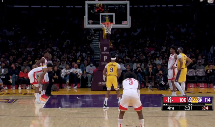 湖人末節為何被減了兩分?官方出錯卻讓湖人背鍋,差點因此輸掉比賽!-黑特籃球-NBA新聞影音圖片分享社區