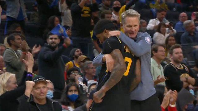 「手套」之子14+5+3抄截成奇兵!隔扣Oubre+鎖死三球,老闆和湯神都被他打服!(影)-黑特籃球-NBA新聞影音圖片分享社區