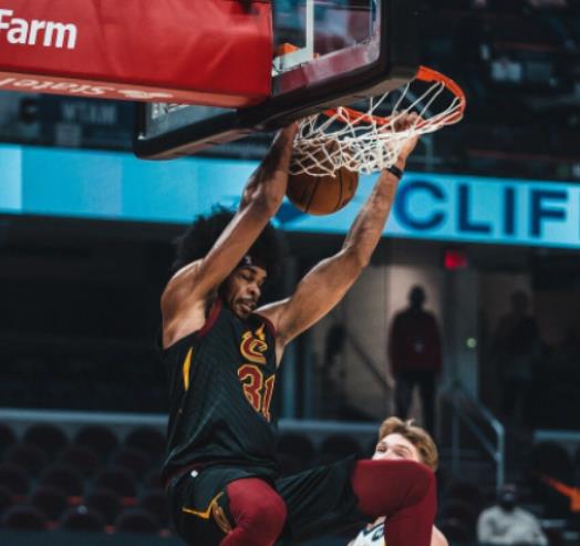 2戰48分33板!1億藍領真是萬金油!打懵Lillard,哈登太想要他了-黑特籃球-NBA新聞影音圖片分享社區