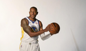 勇士總經理:我不一定是年度最佳高管,但Andre Iguodala的價值遠不止一份底薪-黑特籃球-NBA新聞影音圖片分享社區