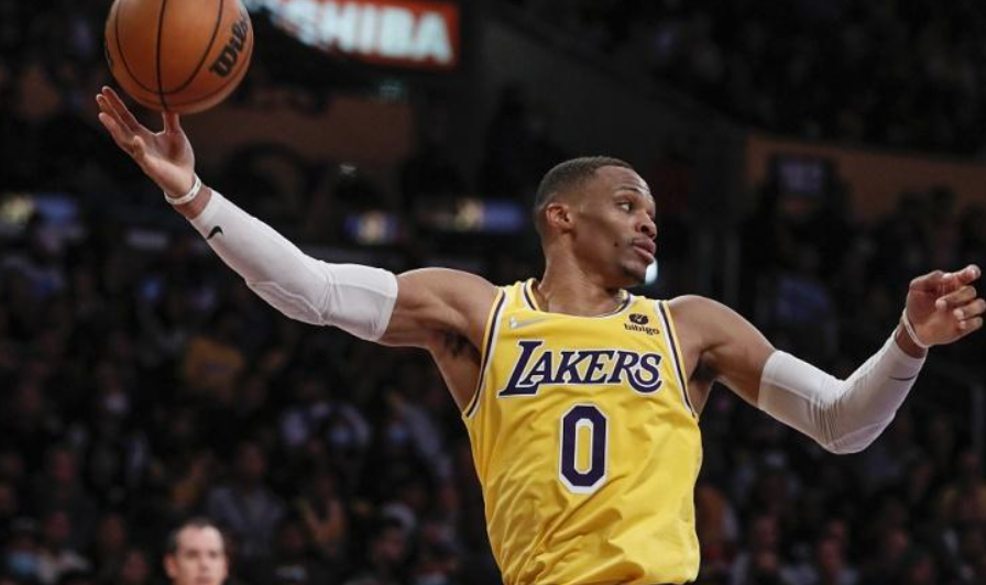 持續低迷飽受非議!威少這一席話讓球迷太心疼,美媒:他的眼里已沒有了光-黑特籃球-NBA新聞影音圖片分享社區