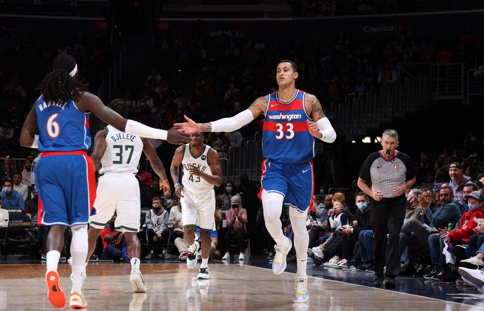 11項表現前十!湖人三舊將助巫師蛻變,美媒暗諷威少:不幸的是這里沒人大三元!-黑特籃球-NBA新聞影音圖片分享社區