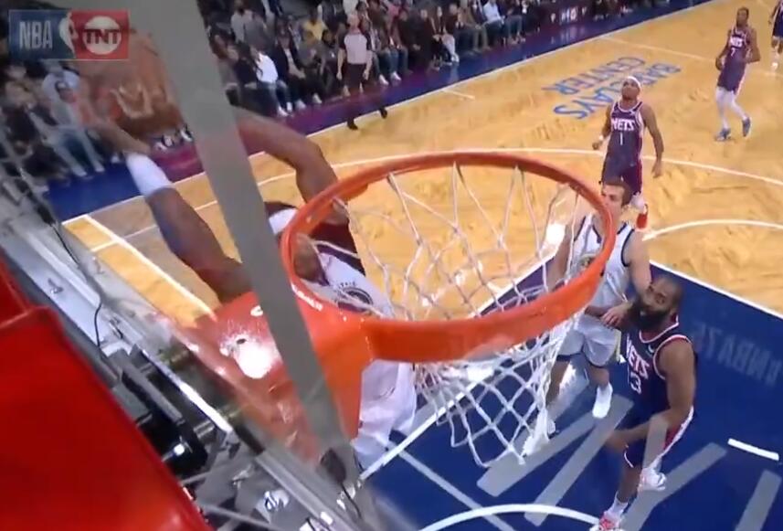 【影片】勇士最佳扣將！小Payton再現暴力彈跳，與追夢綠配合空接得手！-黑特籃球-NBA新聞影音圖片分享社區