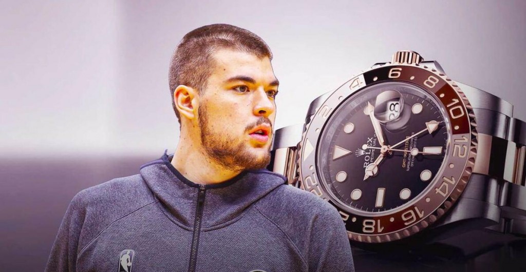 快艇中鋒遭入室搶劫!目睹兩名小偷逃跑,珠寶名錶被盜走並已報警!-黑特籃球-NBA新聞影音圖片分享社區