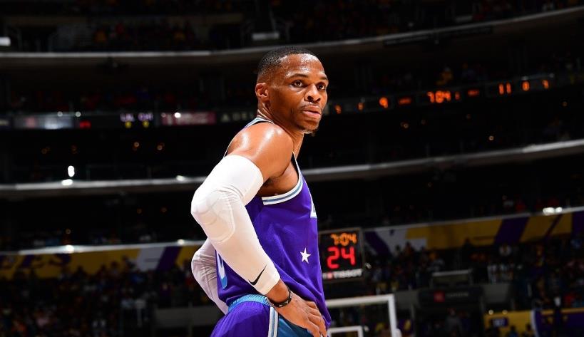 歷史第一!威少生涯場均4.1次失誤,即使本賽季剩餘比賽0失誤仍居首…-黑特籃球-NBA新聞影音圖片分享社區