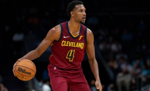 騎士官方：探花Evan Mobley因右手肘扭傷將缺席至少2-4週-黑特籃球-NBA新聞影音圖片分享社區